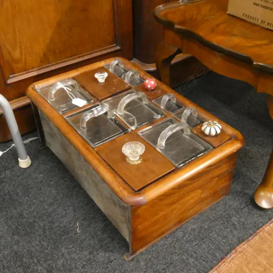 1930S OAK WALLHUNG SPICE RACK WITH SOME GLASS DRAWERS (AF) LATER KNOBS 320MM HIGH  530MM WIDE