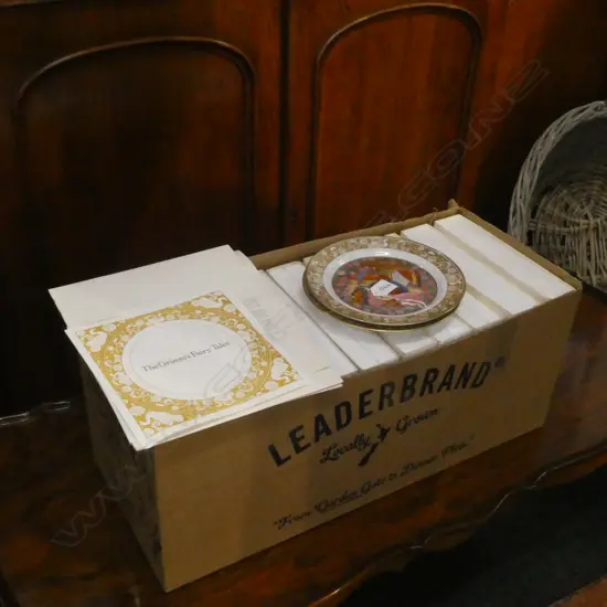 12 FRANKLIN MINT FAIRY TALES PLATES DIA 200MM  - ALL BUT 2 IN ORIGINAL BOXES