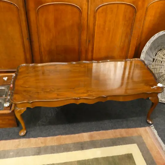 1960s WALNUT PIE CRUST LONG COFFEE TABLE L.1130mm