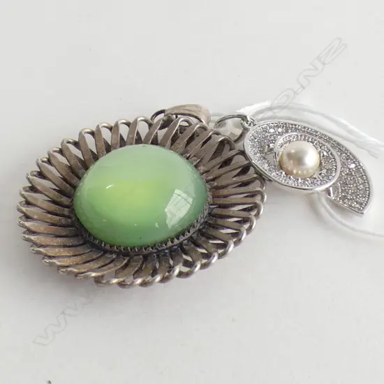 2 PENDANTS; 1 SHELL SHAPE W FAUX PEARL + LG SILVER SET OPAQUE GREEN STONE