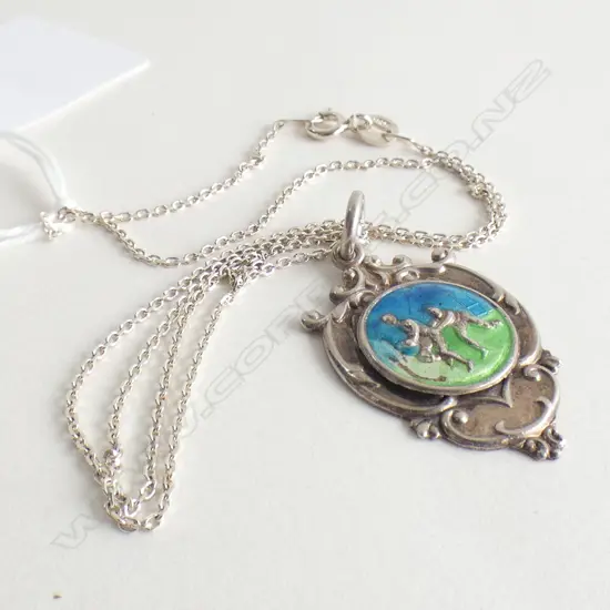 OLD STG SILVER & ENAMEL PENDANT W CHAIN HALLMARK BIRMINGHAM 1933 