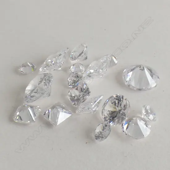 SM BAG CLEAR GLASS STONES - MIXED SHAPES & SIZES 