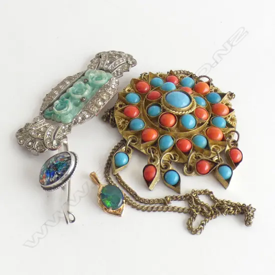 4 JEWELLERY PCES. HIMALYAIN LGE PENDANT. DECO BROOCH. DECO COSTUME BROOCH + 2 OPAL TYPE 