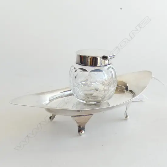 SILVER TOP INKSTAND IN SILVER TRAY BIRMINGHAM 1907