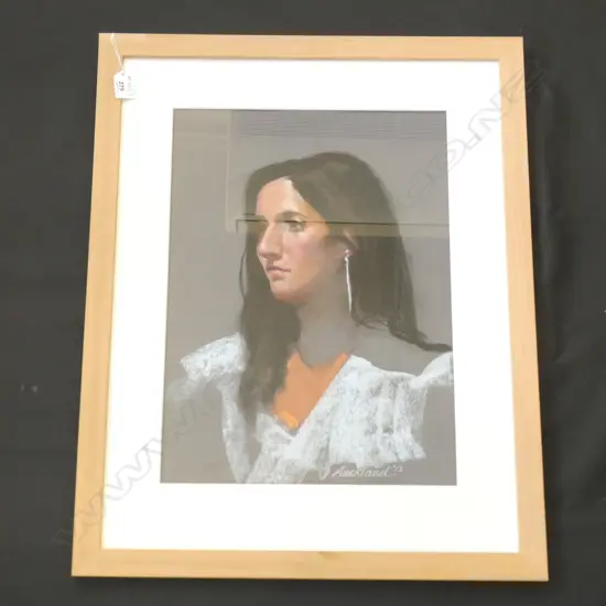 PASTEL PORTRAIT 460x340mm