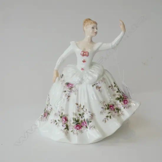 ROYAL DOULTON FIGURINE 'SHIRLEY' HN2702 H200MM