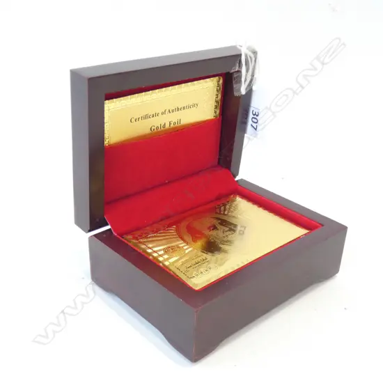 NEW 999.9 GOLD FOIL PLAYING CARDS - WITH CERTIFICATE OF AUTHENTICITY & WOODEN BOX 
