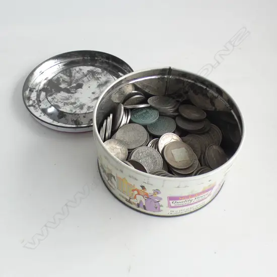 QUATITY OF POST 1947 NICKEL NZ HALF CROWNS IN QUALITY STREET TIN 