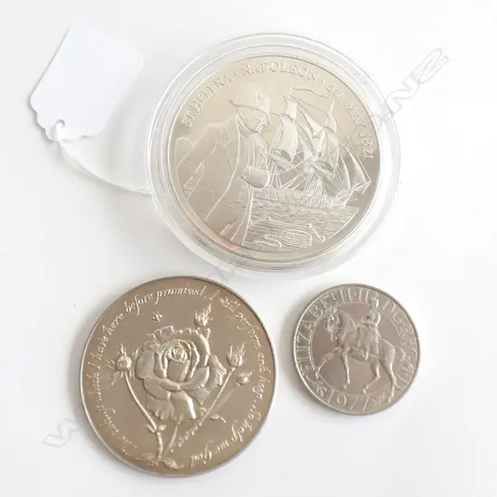 SILVER MINT COIN ERII ST. HELENA 1986 + JUBILEE SILVER MEDALLION &  1977 TOKEN