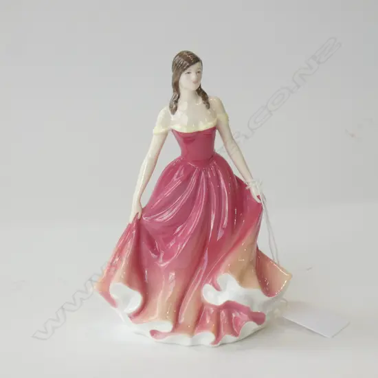 ROYAL DOULTON FIGURINE 'PRETTY LADIES SPECIAL FRIEND' SIGNED'  H140MM