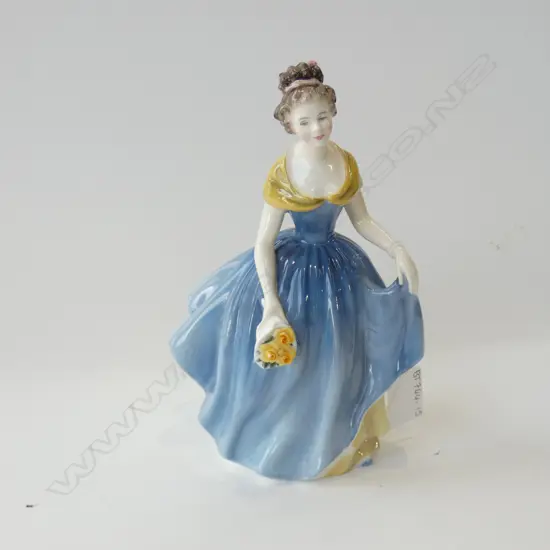 ROYAL DOULTON FIGURINE 'MELANIE' HN2271 H200MM