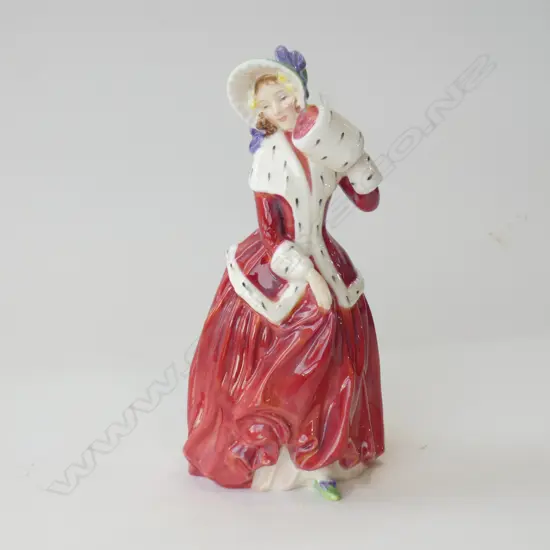 ROYAL DOULTON FIGURINE 'CHRISTMAS MORN' H190MM