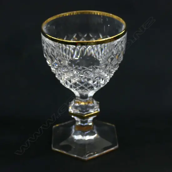14 CORRE CRISTAL WINE GLASSES, GOLD RIMMED, ON HEXAGONAL KNOPPED STEMS & FOOT H124MM Ex Sultan of Brunei