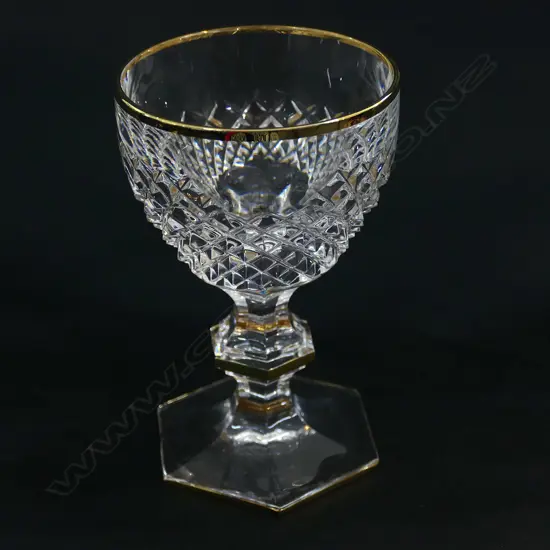 14 CORRE CRISTAL WINE GLASSES, GOLD RIMMED, ON HEXAGONAL KNOPPED STEMS & FOOT H124MM Ex Sultan of Brunei