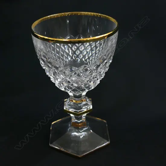 12 CORRE CRISTAL WINE GLASSES, GOLD RIMMED, ON HEXAGONAL KNOPPED STEMS & FOOT H134MM Ex Sultan of Brunei