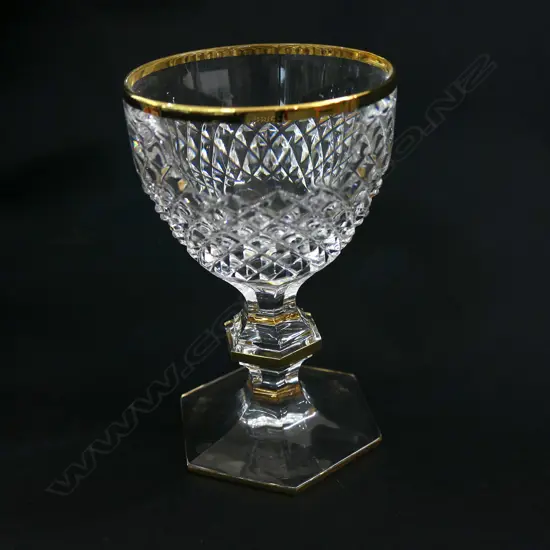 12 CORRE CRISTAL SM WINE GLASSES, GOLD RIMMED, ON HEXAGONAL KNOPPED STEMS AND FOOT H 124MM Ex Sultan of Brunei