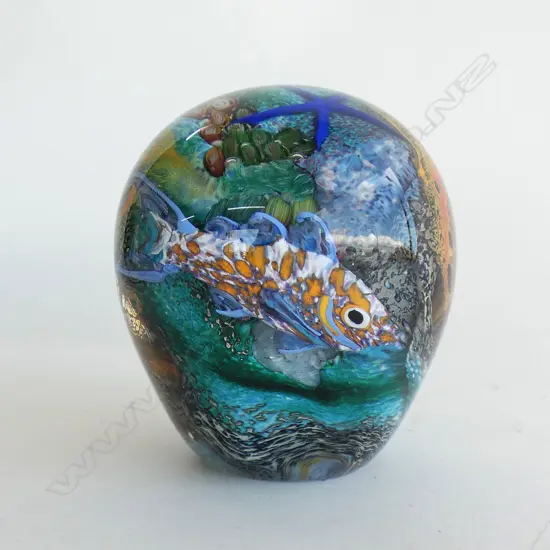 PETER RAOS PAPERWEIGHT SIGNED & DATED 2004 H.95mm
