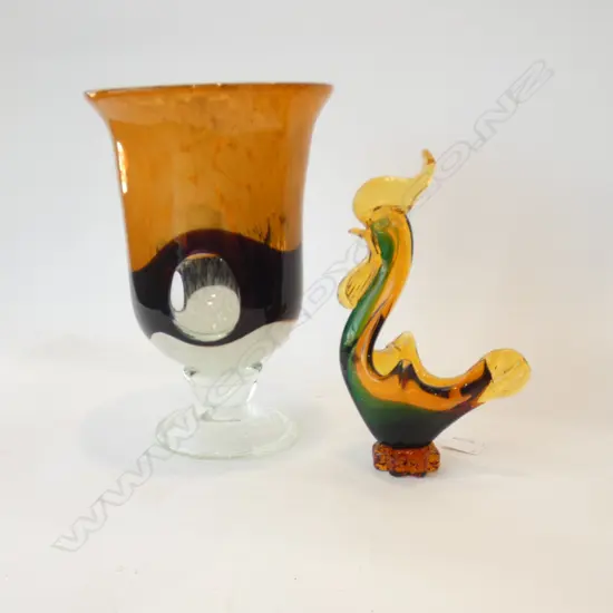 LG ART GLASS FOOTED VASE H 265 + SIGNED ART GLASS ROOSTER H 220MM