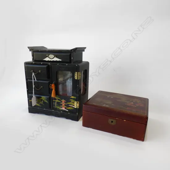 2 VINTAGE JAPANESE LACQUER JEWELLERY BOXES H.250mm