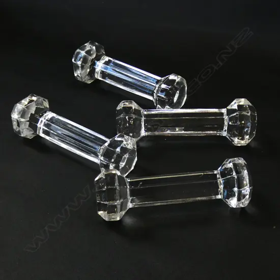 2 PAIR CRYSTAL KNIFE RESTS