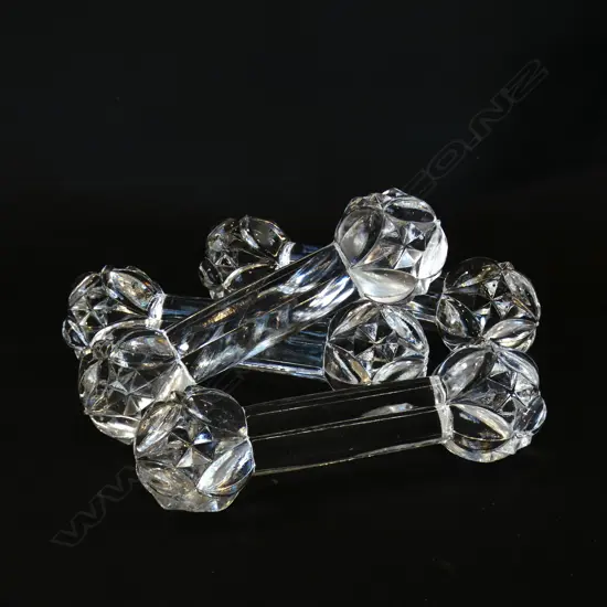 2 PAIR CRYSTAL KNIFE RESTS