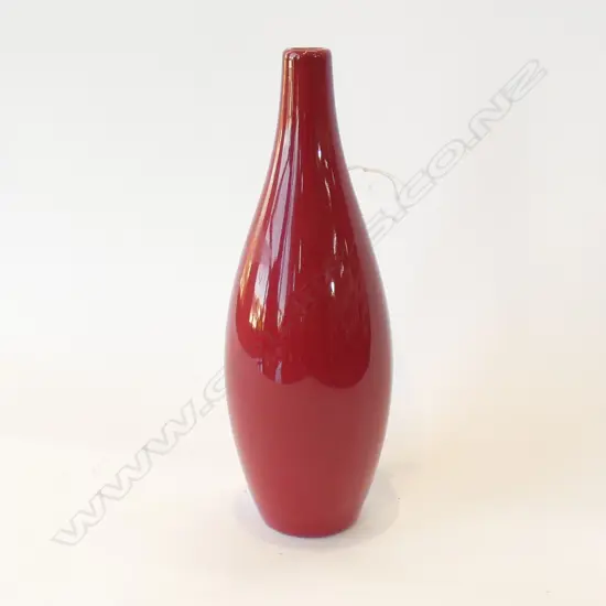 'LIPSTICK RED' ORIENTAL STYLE VASE H.250mm