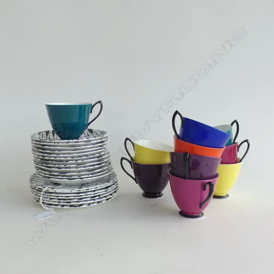 ROYAL ALBERT SOUTH PACIFIC PART TEA SET; 10 ASST COLOURED CUPS, 12 SAUCERS & 7 PLATES