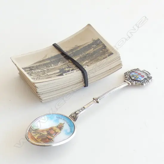 ENAMELLED NZ SOUVENIR SPOON 'PANIA' & NZ CIGARETTE CARDS