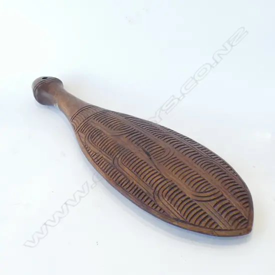 WOODEN CARVED MAORI PATU L 400MM