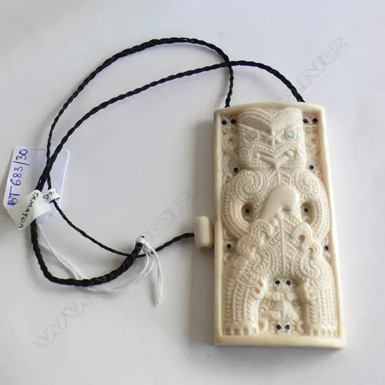 CARVED BONE POUPOU PANEL PENDANT H.100mm
