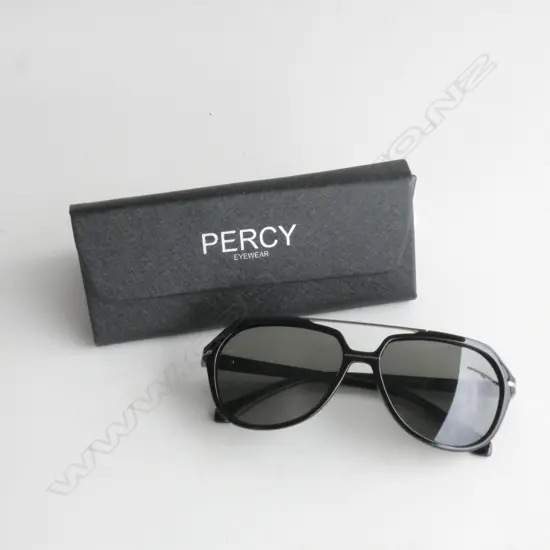 (F) NEW PERCY SUNGLASSES