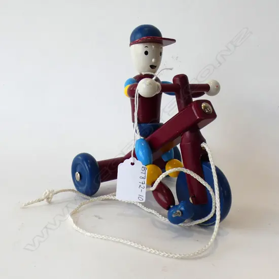 VINTAGE WOODEN PULL ALONG TOY - BOY ON TRIKE L 150MM