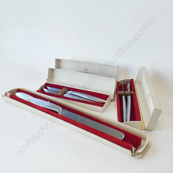 GERBER SNICKERSNEE KNIVES - 3 BOXES OF 2 PLUS KNIFE SHARPENER & BREAD KNIFE 