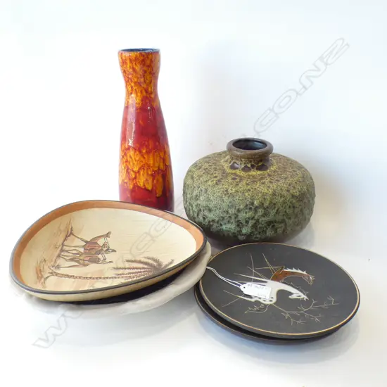 2 WEST GERMAN RETRO VASES H.280mm + 4 PLATES