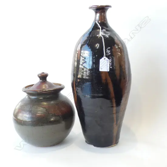 2 PCES STUDIO POTTERY H.400mm 