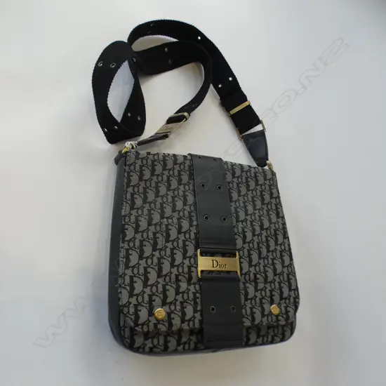 VINTAGE DIOR BAG (POSSIBLY NOT AUTHENTIC) - WITH DUST BAG