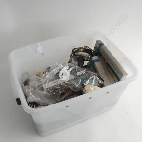 LARGE BOX LOT MAINLY CUTLERY, OLD MINCER ETC. 