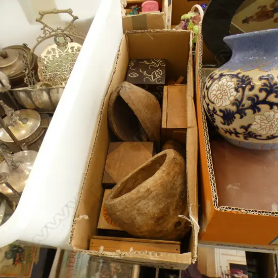 BOX LOT WOODEN ITEMS BUST BOXES AND PUZZLE