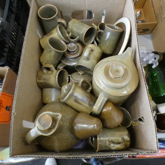 LARGE TEMUKA PART DINNER SERVICE