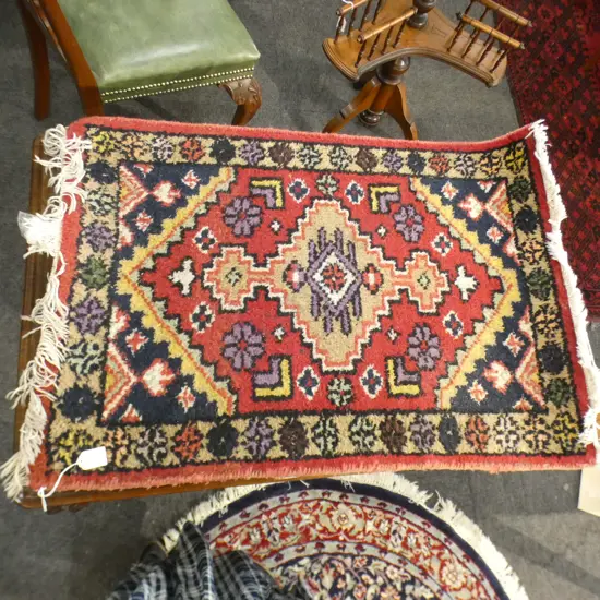 SMALL HAND KNOTTED WOOL PILE RUG 870x620mm