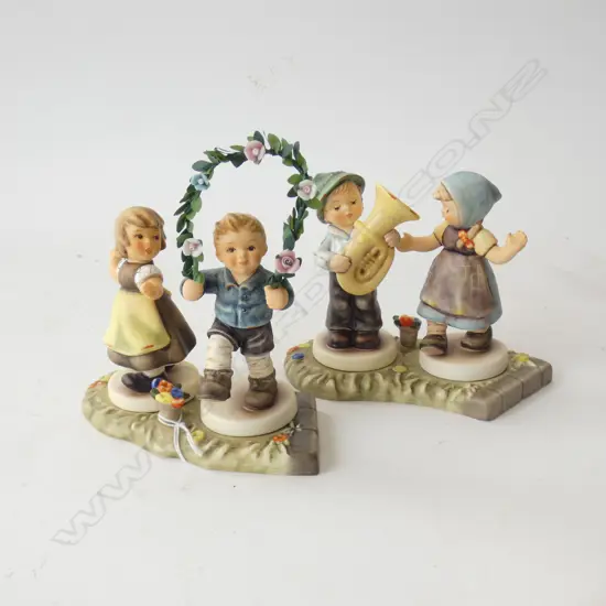 4 PCES HUMMEL + 2 STANDS; SPRING TUNE / SPRING TIME / SPRING WALTZ / SPRING STEP