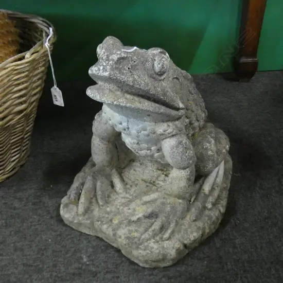LARGE CONCRETE GARDEN FROG H.300mm