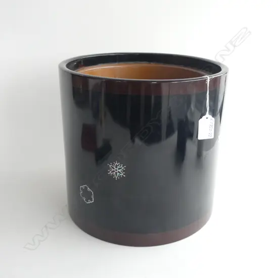 QUALITY JAPANESE BLACK LACQUER COPPER LINED HIBACHI/JARDINIERE, H.260mm. DIA.275mm