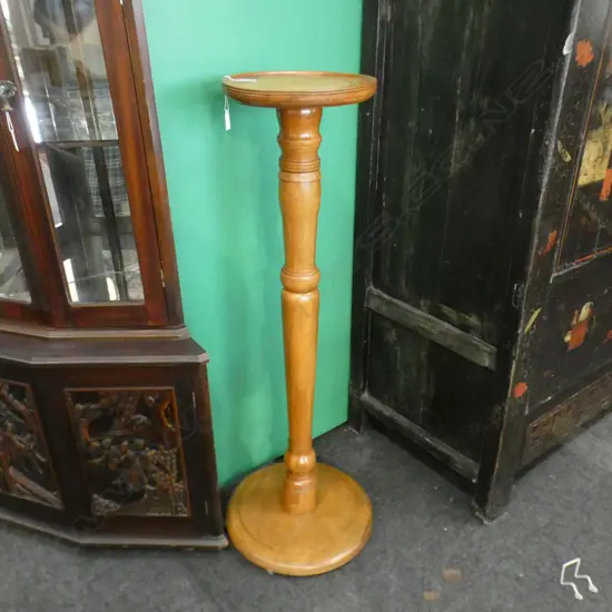 TALL KAURI PLANT STAND H 1080MM