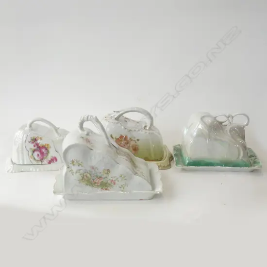 4 VINTAGE CHEESE WEDGES 