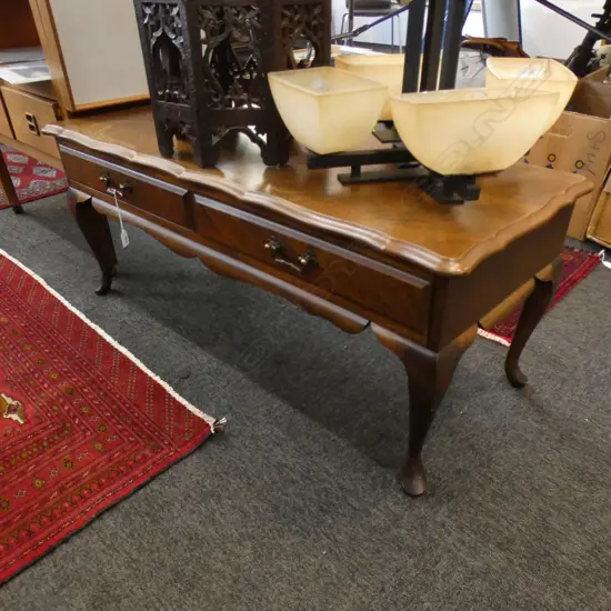 MODERN MAHOGANY COFFEE TABLE 1050 x 450 x 440mm