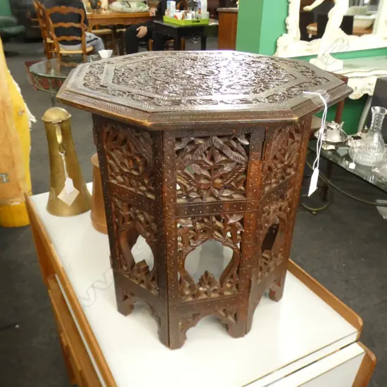 SM MOROCCAN CARVED TABLE - DIA 390MM