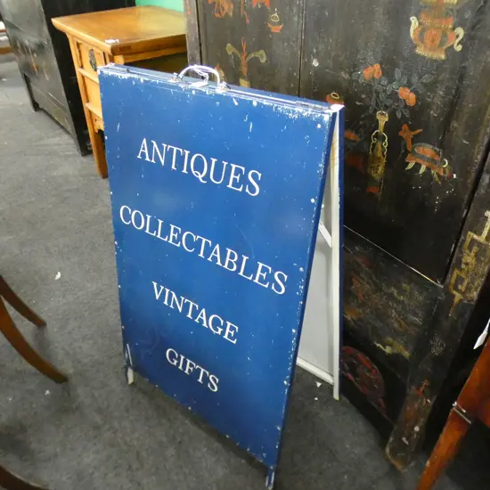 LG METAL SANDWICH BOARD FOOTPATH SIGN 'ANTIQUES COLLECTABLES VINTAGE GIFTS'
