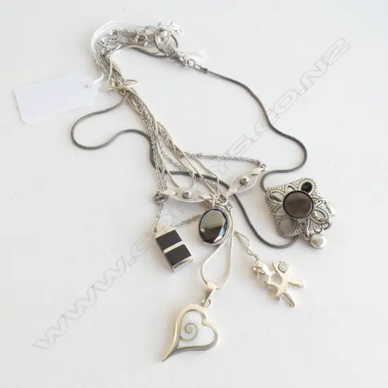 5 ASST PENDANTS WITH CHAINS, SOME STG SILVER 