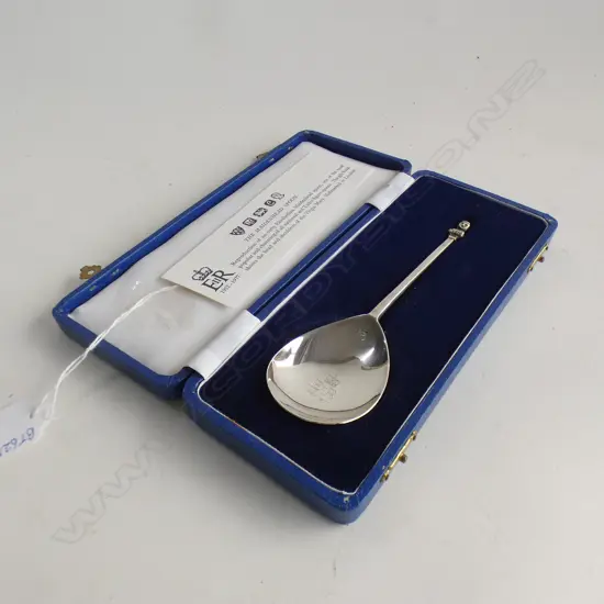 MODERN SILVER REPLICA OF EARLY ELIZABETHAN SPOON - BOXED LONDON 1977